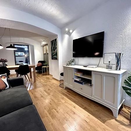Charming Appartment 3-Min Walk To Old Town - Free Parking ليوبليانا المظهر الخارجي الصورة