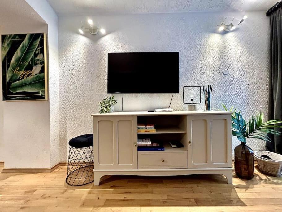 Charming Appartment 3-Min Walk To Old Town - Free Parking ليوبليانا المظهر الخارجي الصورة